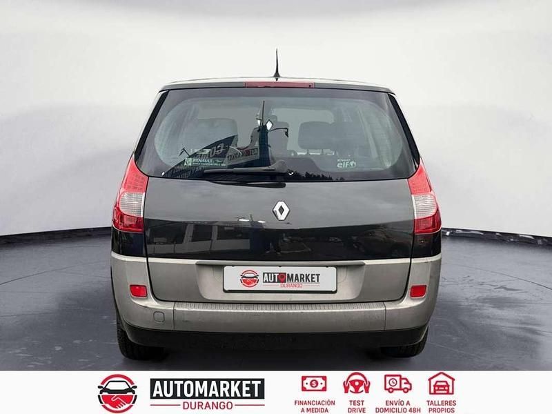 Usado Renault Grand Scénic II Dynamique 111 CV (81 kW) 2006 Monovolumen