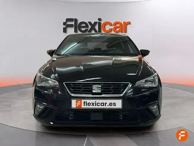 Usado Seat Ibiza FR 110 CV (80 kW) 2021 Negro Utilitario
