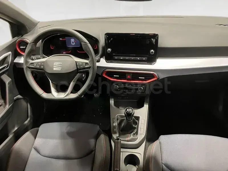 Usado Seat Ibiza FR 115 CV (84 kW) 2025 Azul Utilitario
