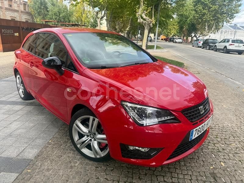 Rojo Usado 2014 Cupra Ibiza Berlina | 13.200 € (Precio justo) - Imagen 1/4