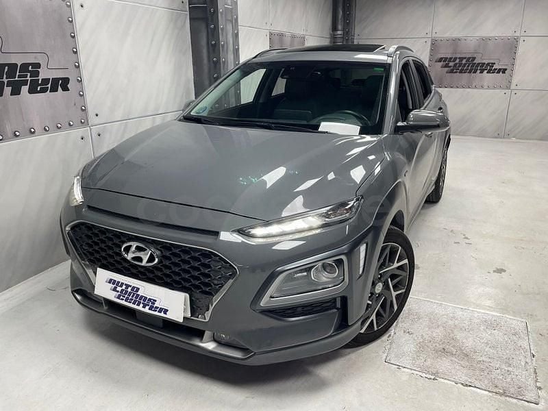 Usado Hyundai Kona Style 141 CV (103 kW) 2019 Gris / plata SUV