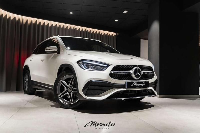 Usado Mercedes GLA200 150 CV (110 kW) 2022 Blanco SUV