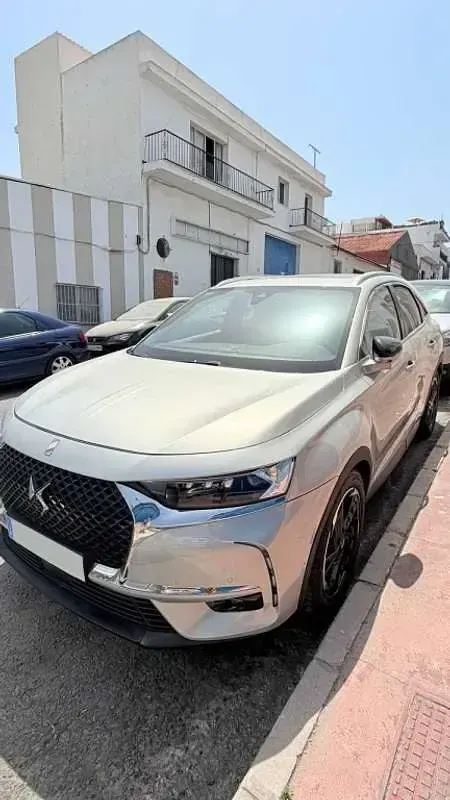 Usado DS Automobiles DS7 Crossback Grand Chic 299 CV (219 kW) 2020 Beige SUV
