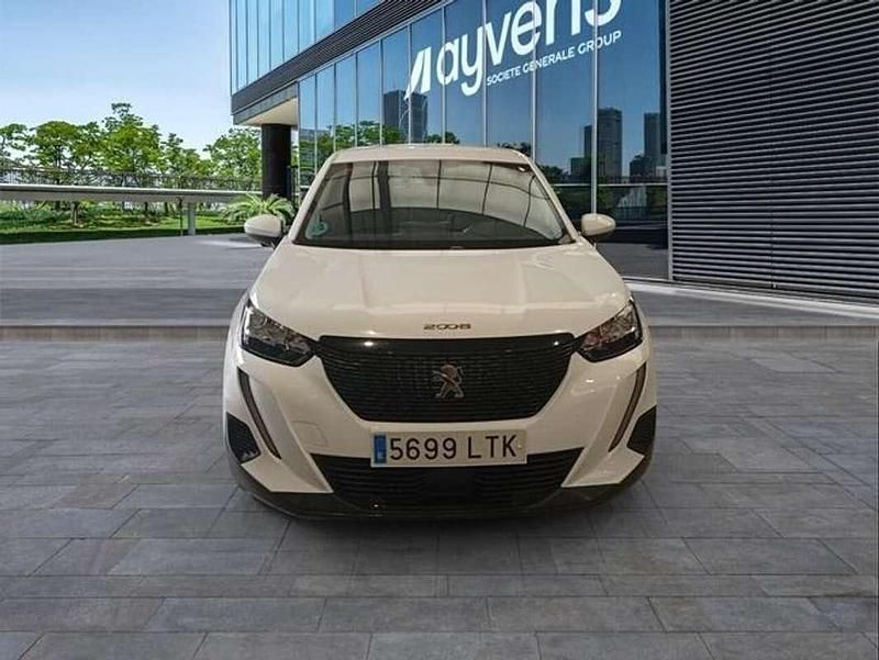 Usado Peugeot 2008 Active 110 CV (80 kW) 2021 Blanco SUV