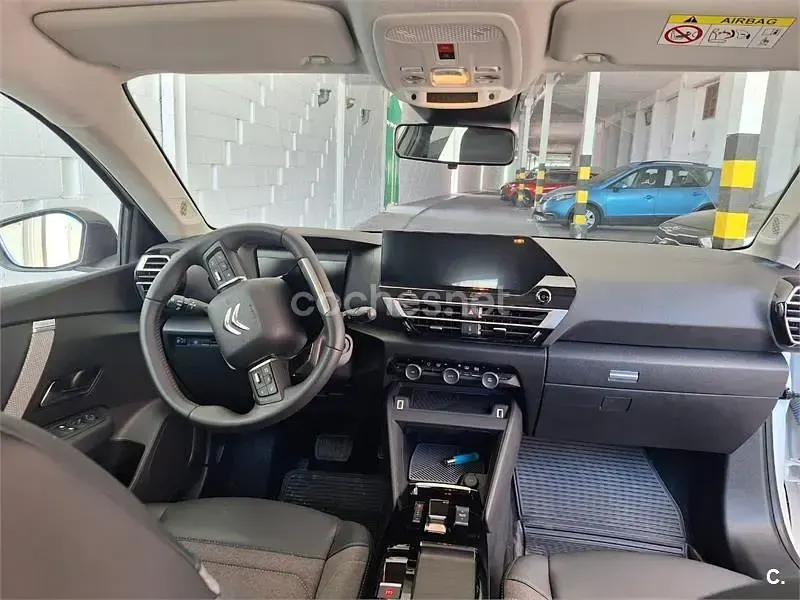 Usado Citroën C4 Feel 130 CV (95 kW) 2023 Blanco SUV