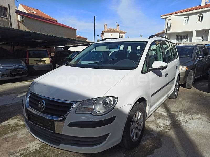 Blanco Usado 2010 VW Touran Edition Monovolumen | 7000 € - Imagen 1/4