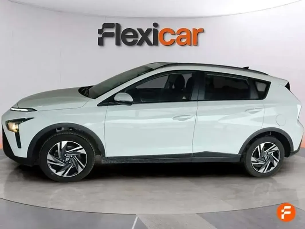 Begagnad Hyundai Bayon 84 HK (61 kW) 2023 Vit SUV