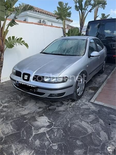 Usado Seat Toledo Stella 105 CV (77 kW) 2004 Gris / plata Berlina