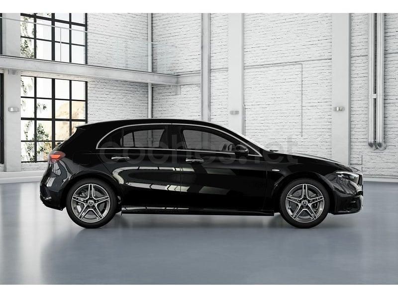 Usado Mercedes A250 218 CV (160 kW) 2025 Negro Berlina