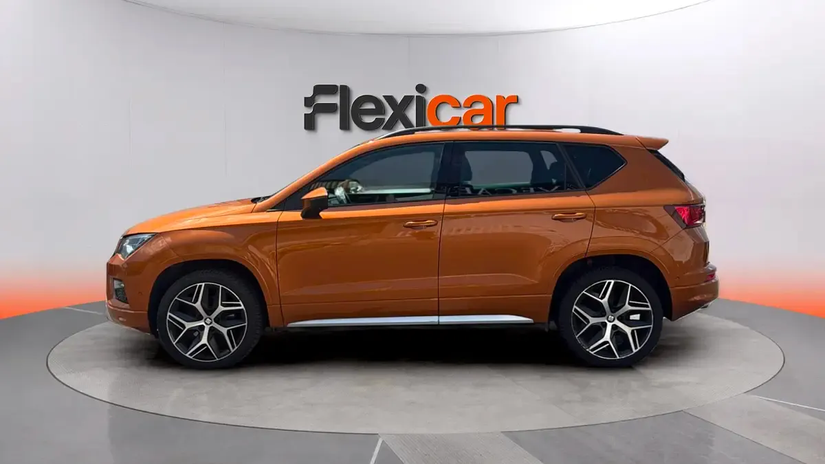Usado Seat Ateca FR 150 CV (110 kW) 2019 Naranja SUV
