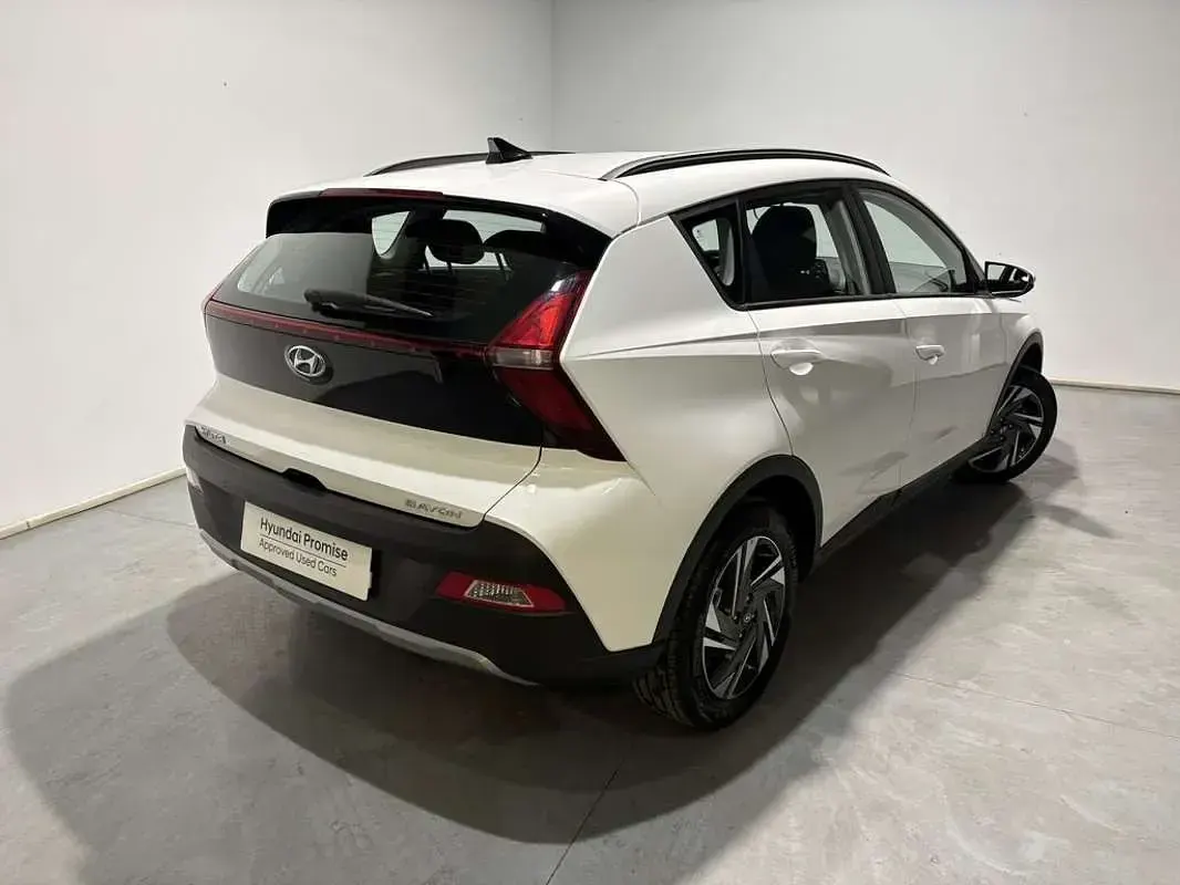Usado Hyundai Bayon 84 CV (61 kW) 2024 Blanco SUV