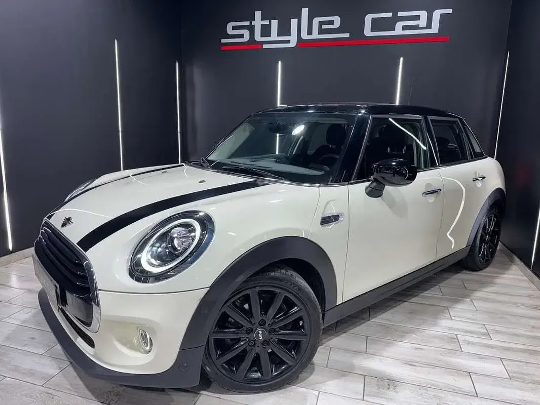 Usado Mini Cooper 136 CV (100 kW) 2021 Blanco Utilitario