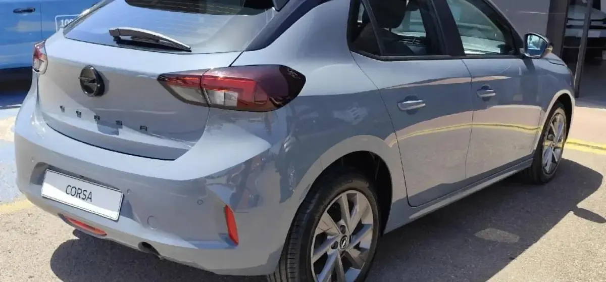 Nuevo Opel Corsa Edition 101 CV (74 kW) 2026 Grafik grey Utilitario