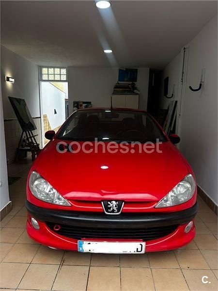 Rojo Usado 2001 Peugeot 206 Descapotable | 3500 € (Un poco caro) - Imagen 1/4