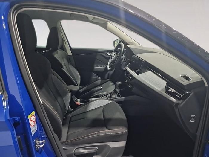 Usado Skoda Kamiq Selection 115 CV (84 kW) 2024 Azul SUV