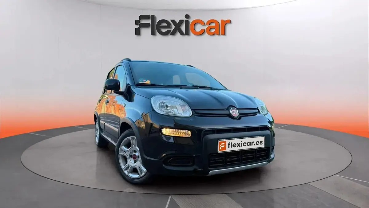 Usado Fiat Panda Cross Cross 71 CV (52 kW) 2023 Utilitario
