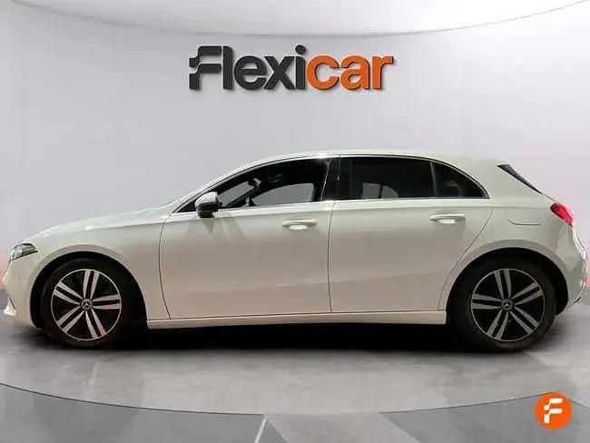 Usado Mercedes A180 116 HP (85 kW) 2019 Branco Sedan