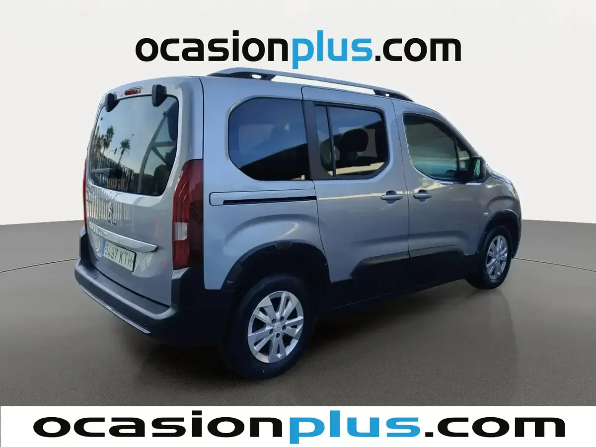 Usado Peugeot Rifter Active 130 CV (95 kW) 2019 Gris Monovolumen