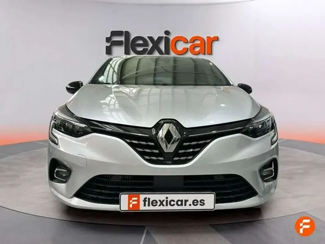 Usado Renault Clio Techno 91 CV (66 kW) 2023 Gris Utilitario