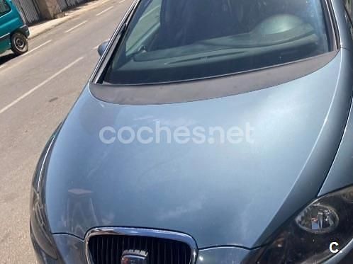 Usado Seat Leon Stylance 105 CV (77 kW) 2006 Gris / plata Utilitario
