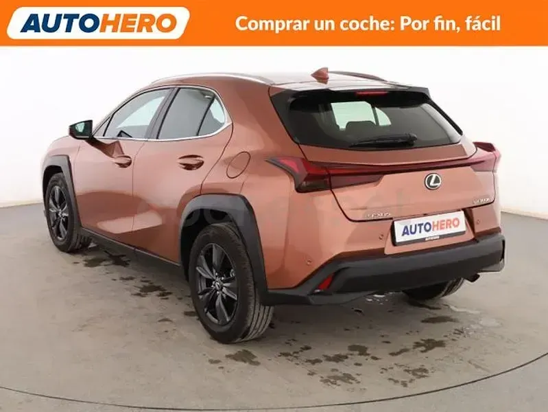 Usado Lexus UX 199 CV (146 kW) 2025 Naranja SUV