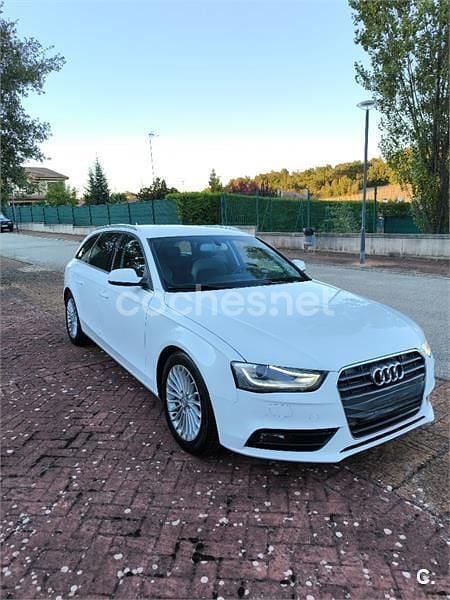 Usado Audi A4 204 CV (150 kW) 2013 Blanco Familiar
