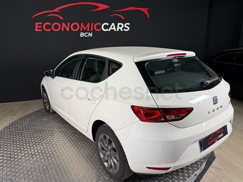 Usado Seat Leon I-Tech 105 CV (77 kW) 2014 Blanco Berlina