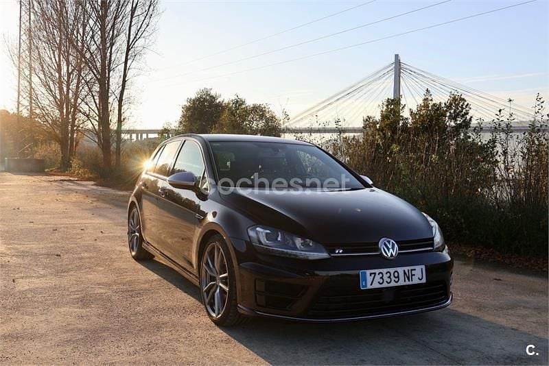 Usado VW Golf VII R 300 HP (220 kW) 2014 Preto Sedan