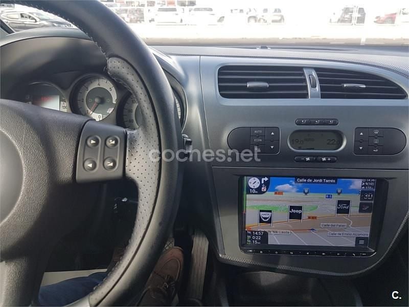 Usado Seat Leon ST FR 184 CV (135 kW) 2013 Negro Familiar