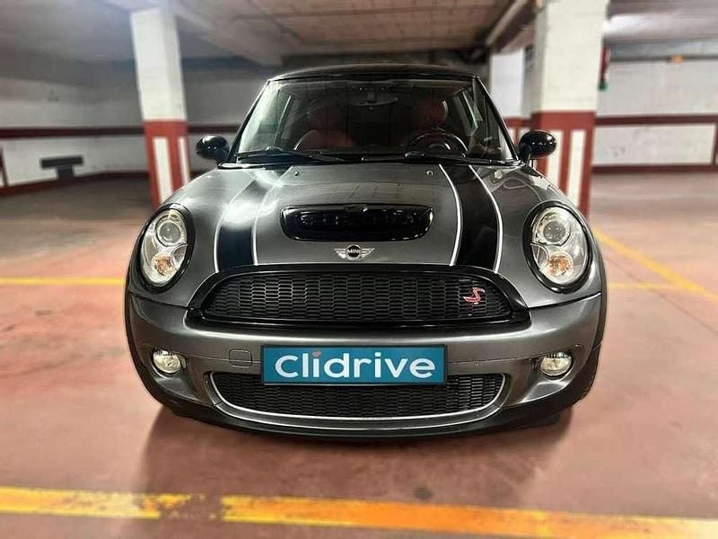 Usado Mini Cooper S 178 HP (130 kW) 2007 Cinzento Citadino