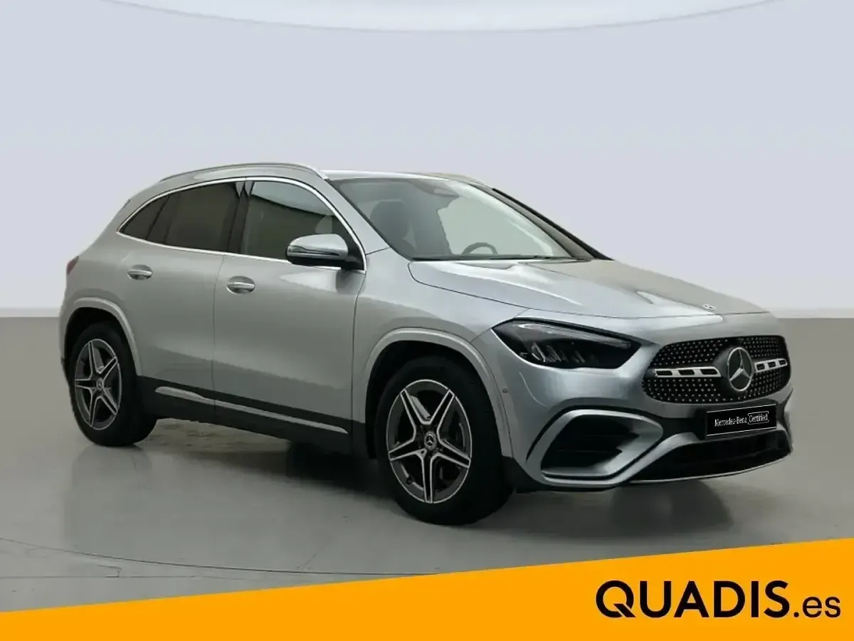 Nuevo Mercedes GLA200 150 CV (110 kW) 2025 Gris plata SUV