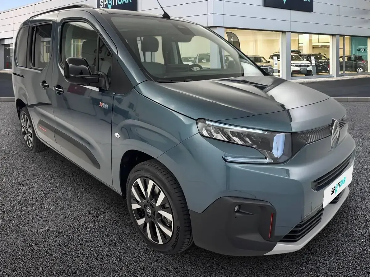 Nuevo Citroën Berlingo 100 CV (73 kW) 2025 Azul Monovolumen
