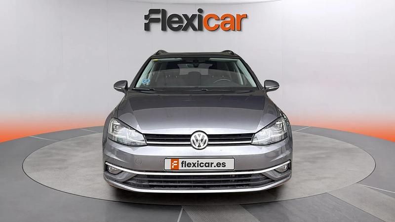 Usado VW Golf VII Advance 116 CV (85 kW) 2020 Gris Familiar