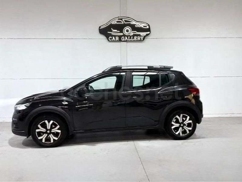 Usado Dacia Sandero Essentiel 90 CV (66 kW) 2021 Negro Berlina