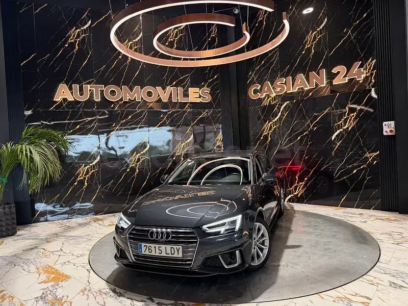 Usado Audi A4 S-Line 204 CV (150 kW) 2020 Gris / plata Berlina