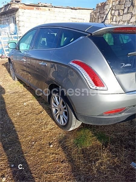 Gris / plata Usado 2008 Lancia Delta Utilitario | 3500 € (Super precio) - Imagen 1/4