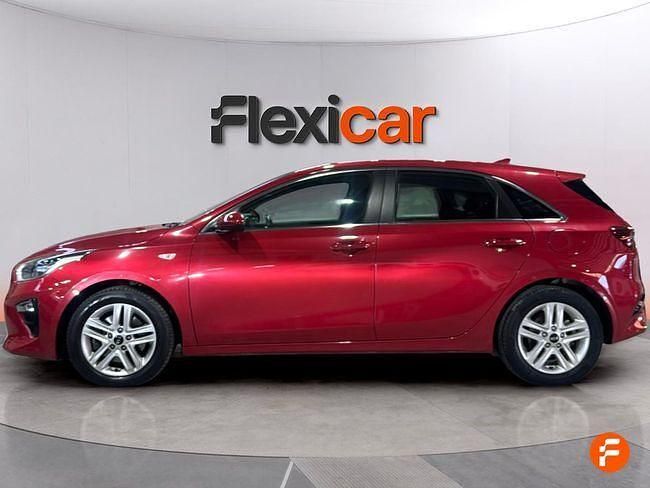 Usado Kia Ceed 120 CV (88 kW) 2021 Rojo Utilitario