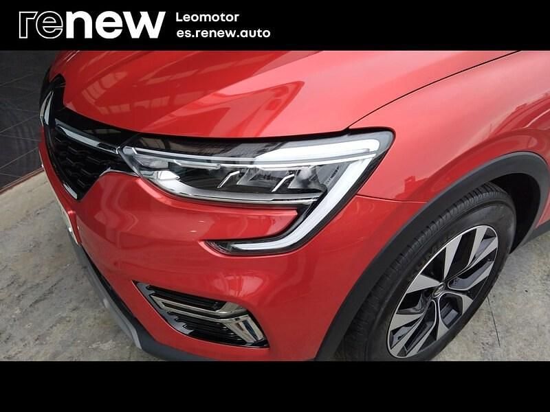 Usado Renault Arkana Equilibre 145 CV (106 kW) 2023 Rojo SUV