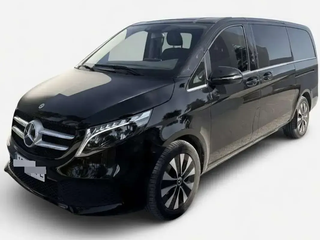 Usado Mercedes V220 Avantgarde 163 CV (119 kW) 2024 Negro Monovolumen