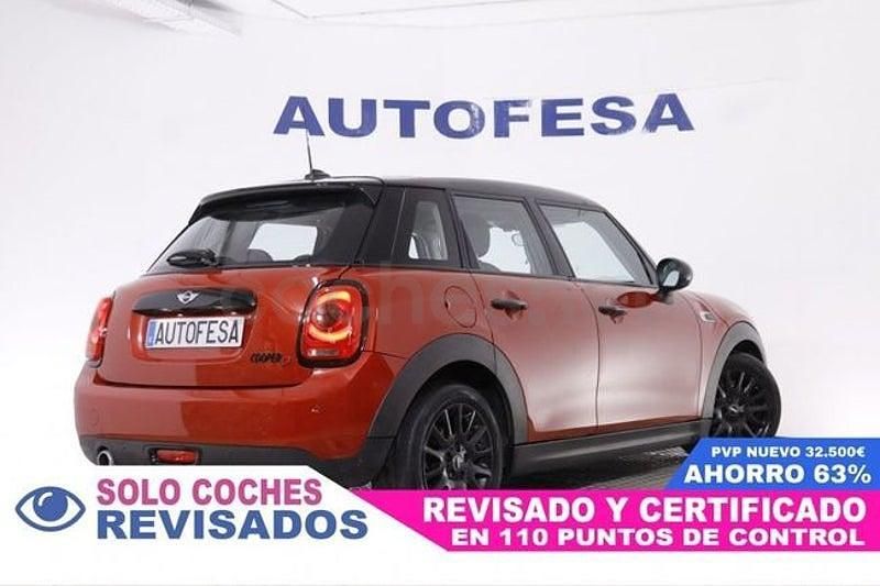 Usado Mini Cooper D 116 CV (85 kW) 2017 Rojo Utilitario
