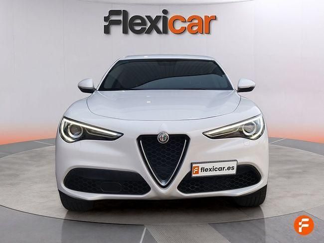 Usado Alfa Romeo Stelvio 201 CV (147 kW) 2017 Blanco SUV