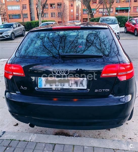 Käytetty Audi A3 Ambiente 140 HP (102 kW) 2010 Musta Viistoperä