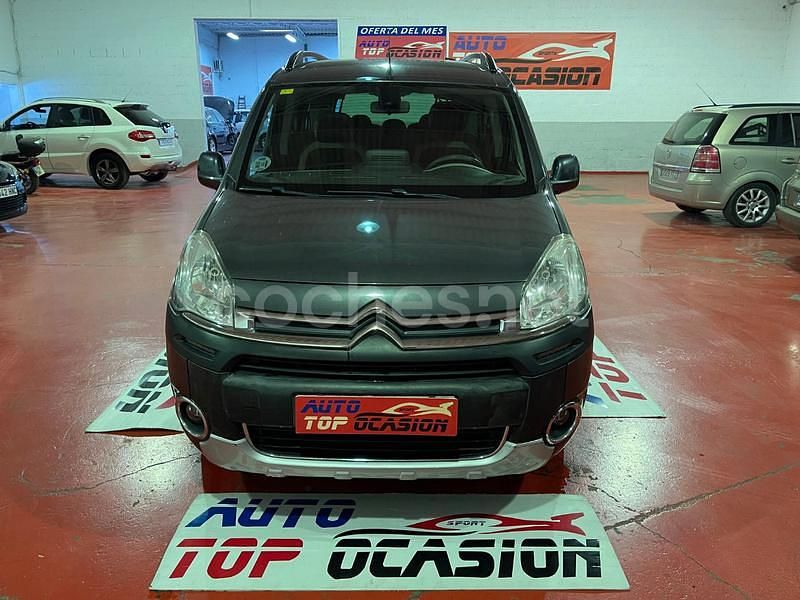 Usado Citroën Berlingo XTR 92 CV (67 kW) 2015 Gris / plata Monovolumen