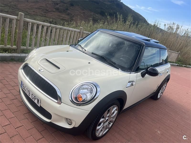 Usado Mini Cooper S 175 CV (128 kW) 2009 Beige Utilitario