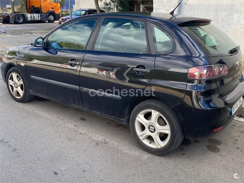 Negro Usado 2008 Seat Ibiza Reference Berlina | 4000 € (Buen precio) - Imagen 1/4