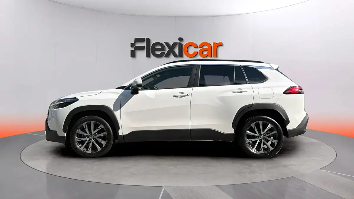 Usado Toyota Corolla Cross Plus 197 CV (144 kW) 2024 Blanco SUV