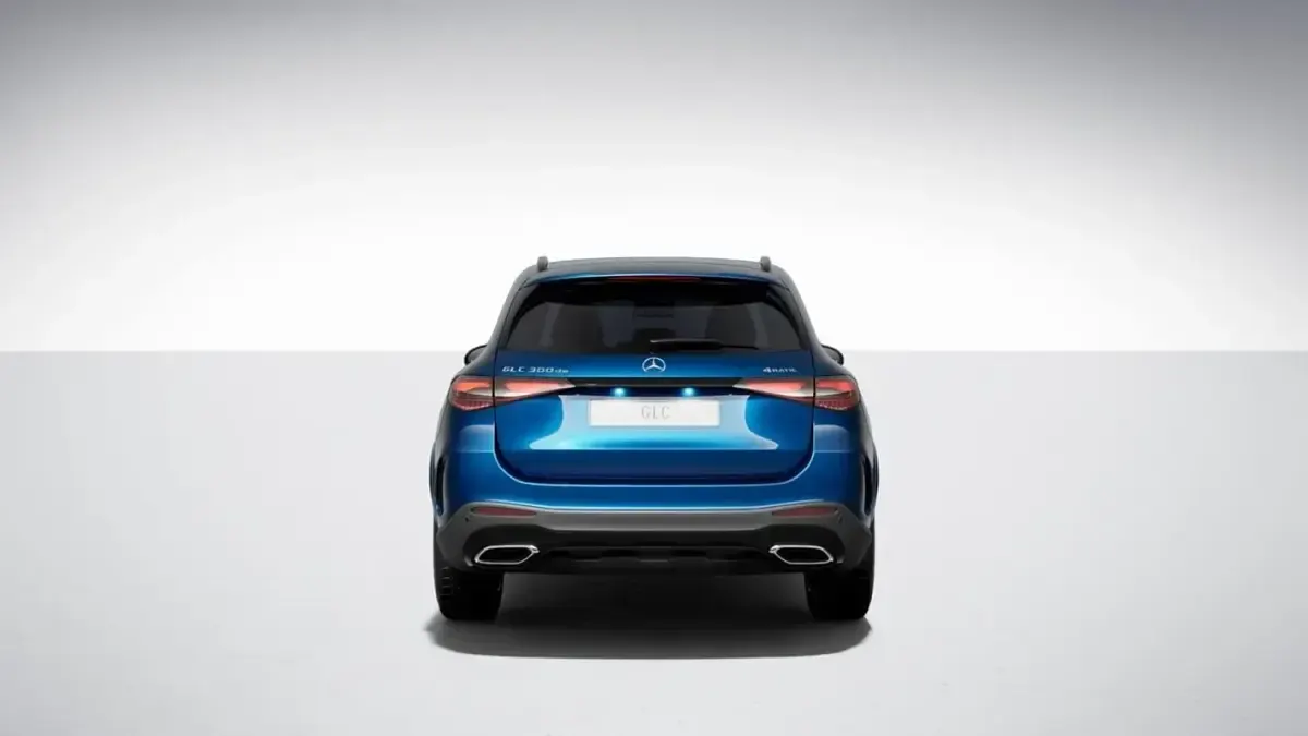 Usado Mercedes GLC300 333 CV (244 kW) 2025 Azul