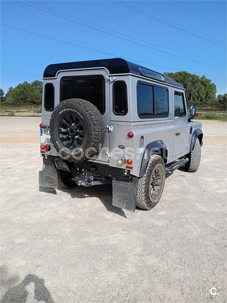 Usado Land Rover Defender 122 CV (89 kW) 2014 Gris / plata Familiar