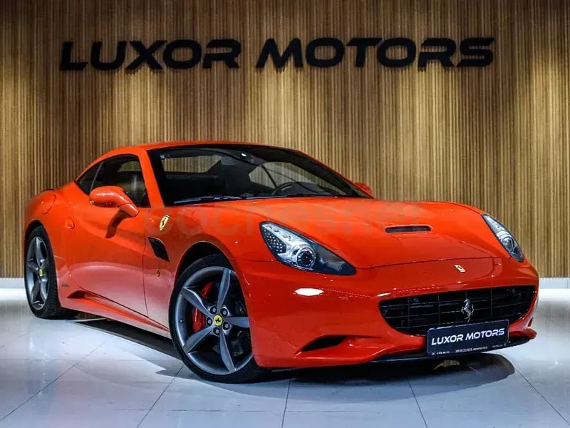 Usado Ferrari California 460 CV (338 kW) 2012 Rojo Descapotable