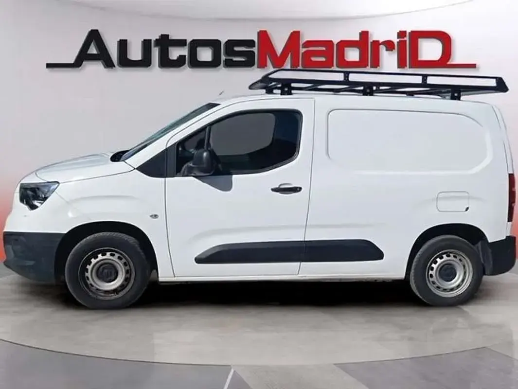 Usado Opel Combo 102 CV (75 kW) 2021 Blanco Monovolumen